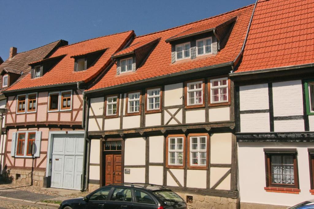Urlaub Im Fachwerk - Das Sattlerhaus Quedlinburg Exterior foto